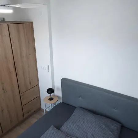 アパート Tiny House Im Seecontainer Mit Parkplatz Garten シェルディング